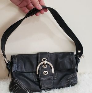 coach hand bag (AUTHENTIC)